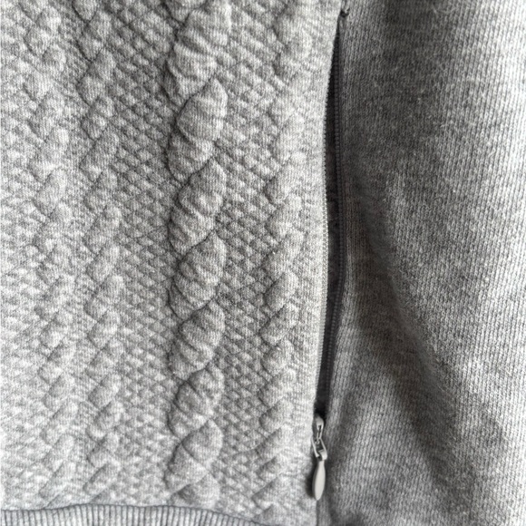 Orvis Gray 1/4 Zip Cable sweatshirt Cotton blend size Medium - Picture 4 of 7